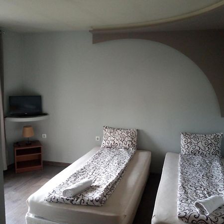 Dariya Guest House サパレヴァ・バニャ エクステリア 写真