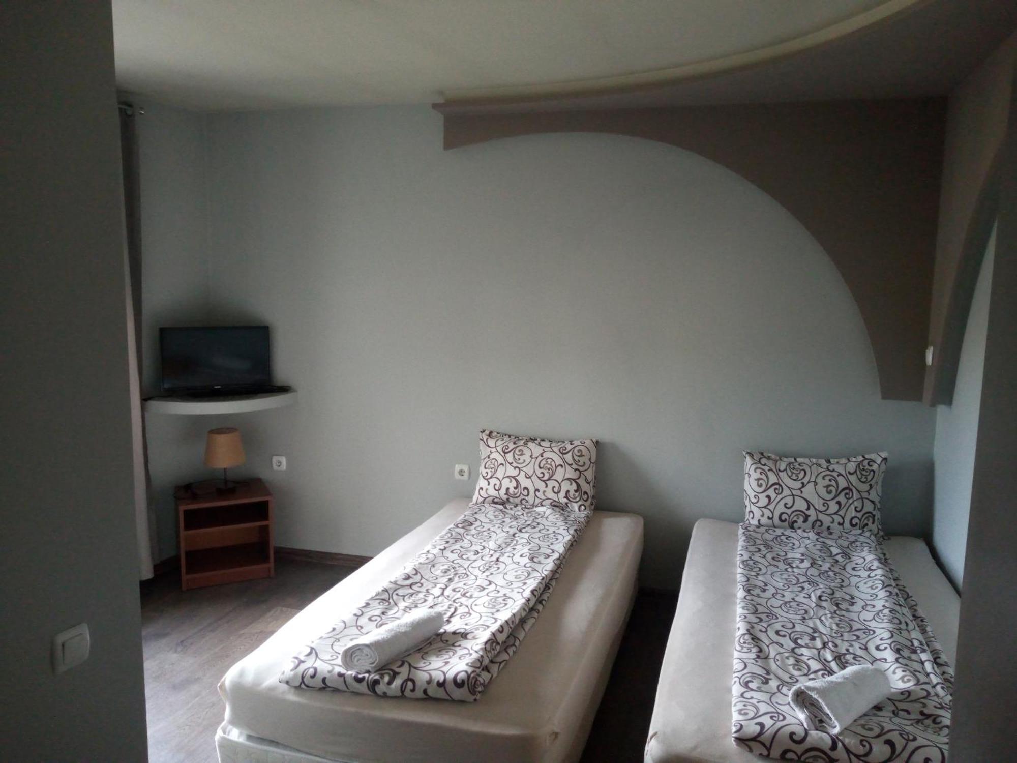 Dariya Guest House サパレヴァ・バニャ エクステリア 写真